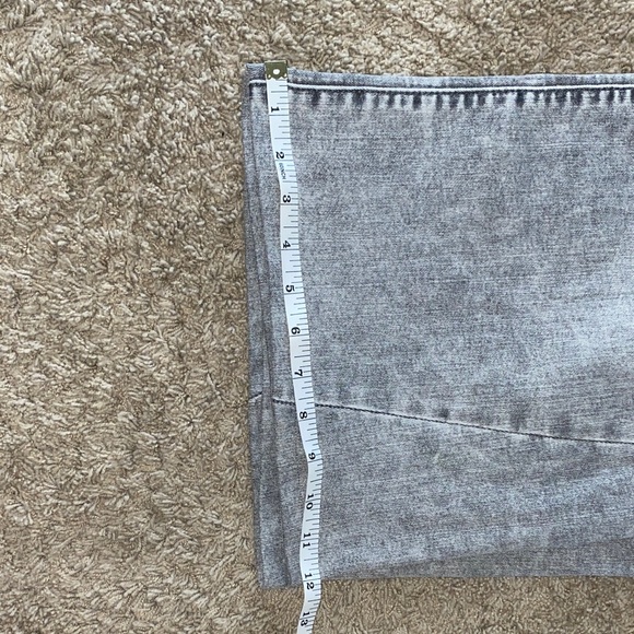 Kut from the Kloth Light Gray Flare Jeans - Picture 4 of 6